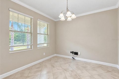 House in Tampa, Florida 5 bedrooms, 356.19 sq.m. № 2426845 - photo 27