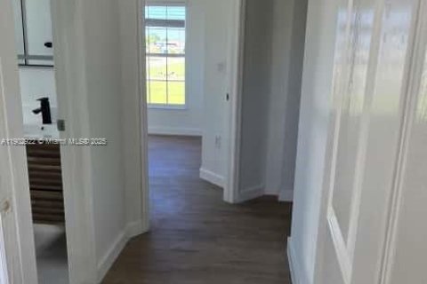 Снять в аренду виллу или дом в Лихай-Эйкерс, Флорида 3 спальни, № 1954713 - фото 17