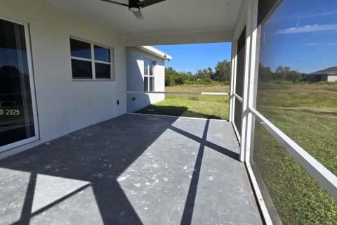 Снять в аренду виллу или дом в Лихай-Эйкерс, Флорида 3 спальни, № 1954713 - фото 19