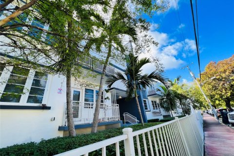 Appartement à louer à Miami Beach, Floride: 1 chambre, 78.97 m2 № 2002771 - photo 23