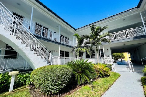 Appartement à louer à Miami Beach, Floride: 1 chambre, 78.97 m2 № 2002771 - photo 22