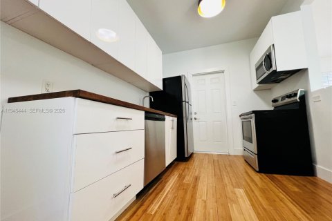 Appartement à louer à Miami Beach, Floride: 1 chambre, 78.97 m2 № 2002771 - photo 6