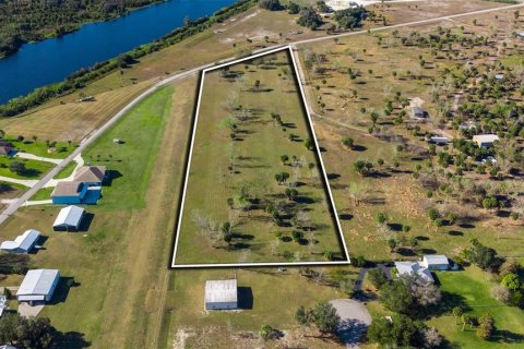 Terreno en venta en Okeechobee, Florida № 2101905 - foto 22