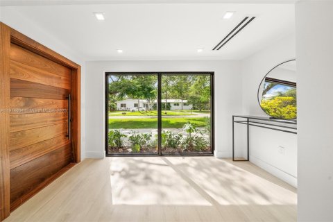 Casa en venta en Pinecrest, Florida, 4 dormitorios, 216.93 m2 № 1970509 - foto 3