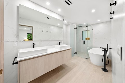 Casa en venta en Pinecrest, Florida, 4 dormitorios, 216.93 m2 № 1970509 - foto 26