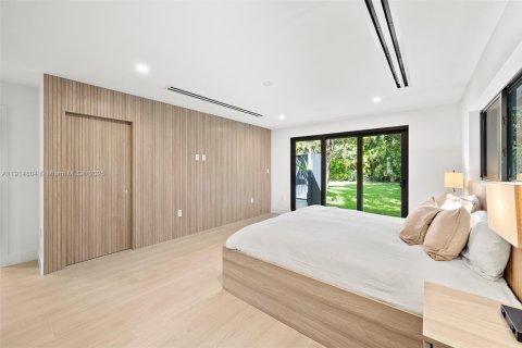 Casa en venta en Pinecrest, Florida, 4 dormitorios, 216.93 m2 № 1970509 - foto 18