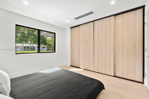 Casa en venta en Pinecrest, Florida, 4 dormitorios, 216.93 m2 № 1970509 - foto 29