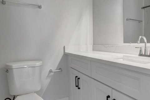 Casa en alquiler en Boca Raton, Florida, 3 dormitorios, 128.95 m2 № 1226907 - foto 1