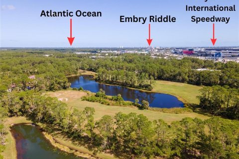Casa en venta en Daytona Beach, Florida, 3 dormitorios, 138.7 m2 № 2221120 - foto 4