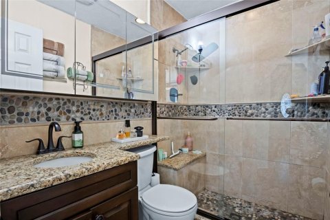 Villa ou maison à vendre à Saint Petersburg, Floride: 2 chambres, 75.44 m2 № 1901573 - photo 17