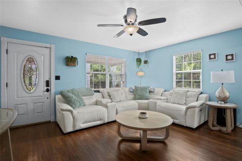 Villa ou maison à vendre à Saint Petersburg, Floride: 2 chambres, 75.44 m2 № 1901573 - photo 9