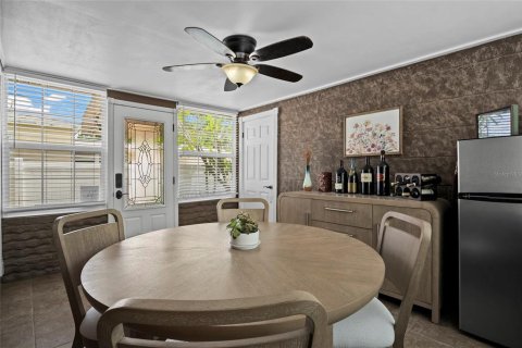 Villa ou maison à vendre à Saint Petersburg, Floride: 2 chambres, 75.44 m2 № 1901573 - photo 20