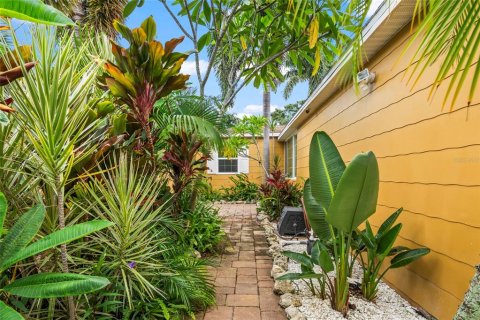 Villa ou maison à vendre à Saint Petersburg, Floride: 2 chambres, 75.44 m2 № 1901573 - photo 27