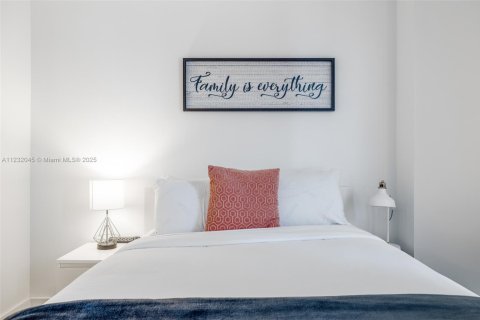 Condominio en alquiler en Miami, Florida, 1 dormitorio, 49.52 m2 № 2060030 - foto 22