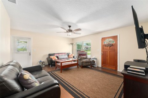 Villa ou maison à vendre à Dunnellon, Floride: 2 chambres, 91.79 m2 № 2205467 - photo 7