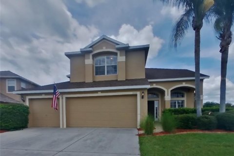 Villa ou maison à louer à Land O' Lakes, Floride: 4 chambres, 245.82 m2 № 1822769 - photo 1
