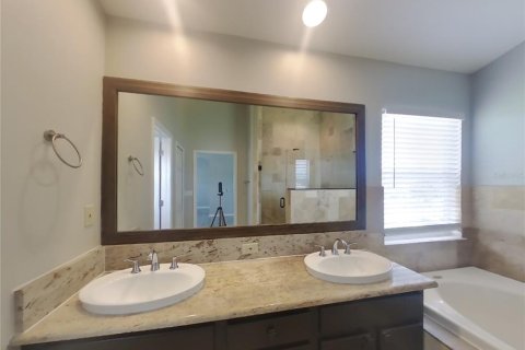 Villa ou maison à louer à Land O' Lakes, Floride: 4 chambres, 245.82 m2 № 1822769 - photo 8