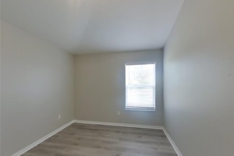 Villa ou maison à louer à Land O' Lakes, Floride: 4 chambres, 245.82 m2 № 1822769 - photo 13