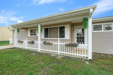 House in Ocala, Florida 2 bedrooms, 131.74 sq.m. № 1374791 - photo 5