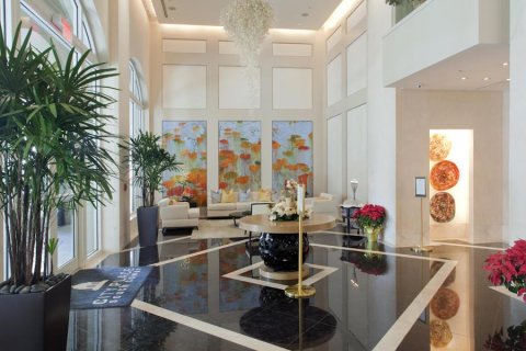 Condominio en alquiler en West Palm Beach, Florida, 2 dormitorios, 104.05 m2 № 1142440 - foto 1