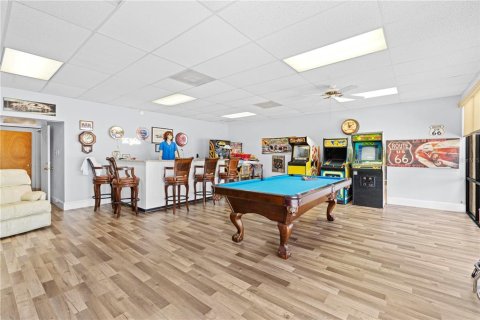 Commercial property in Hernando Beach, Florida 561.13 sq.m. № 1309129 - photo 10