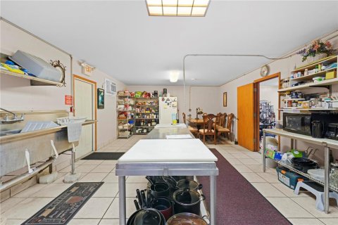 Commercial property in Hernando Beach, Florida 561.13 sq.m. № 1309129 - photo 25