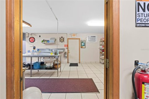 Commercial property in Hernando Beach, Florida 561.13 sq.m. № 1309129 - photo 23