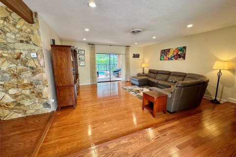 Casa en venta en Palmetto Bay, Florida, 4 dormitorios, 174.66 m2 № 1806195 - foto 3