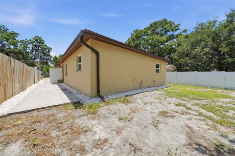 Apartment in Saint Petersburg, Florida 2 bedrooms, 78.97 sq.m. № 2131298 - photo 3