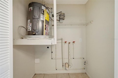 Apartment in Saint Petersburg, Florida 2 bedrooms, 78.97 sq.m. № 2131298 - photo 2