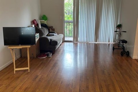 Condo in Tampa, Florida, 1 bedroom  № 1826887 - photo 7