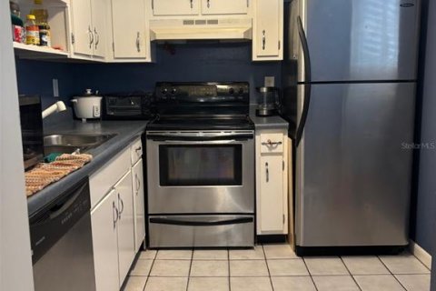 Condo in Tampa, Florida, 1 bedroom  № 1826887 - photo 4