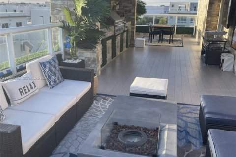 Villa ou maison à louer à Doral, Floride: 4 chambres, 249.26 m2 № 2073891 - photo 17