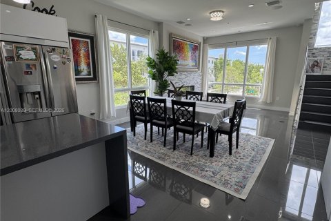 Villa ou maison à louer à Doral, Floride: 4 chambres, 249.26 m2 № 2073891 - photo 8