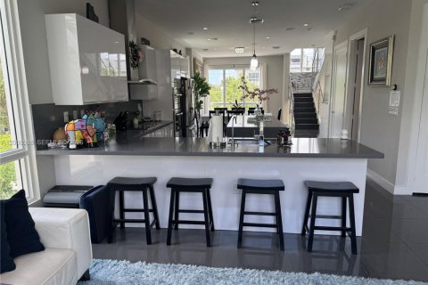 Villa ou maison à louer à Doral, Floride: 4 chambres, 249.26 m2 № 2073891 - photo 29