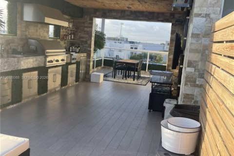 Villa ou maison à louer à Doral, Floride: 4 chambres, 249.26 m2 № 2073891 - photo 14