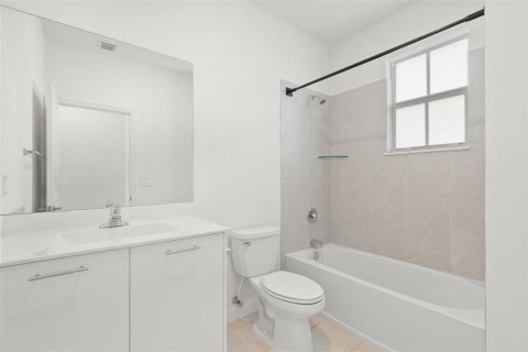 Casa en venta en Miami, Florida, 3 dormitorios, 170.94 m2 № 2175380 - foto 15