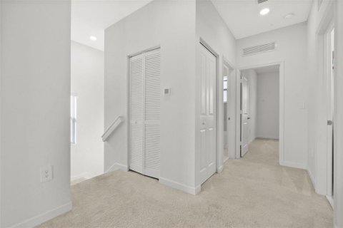 Casa en venta en Miami, Florida, 3 dormitorios, 170.94 m2 № 2175380 - foto 13