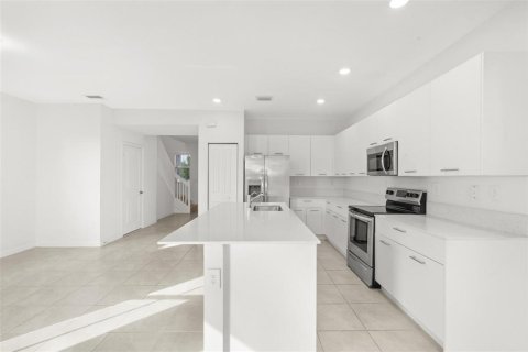 Casa en venta en Miami, Florida, 3 dormitorios, 170.94 m2 № 2175380 - foto 7