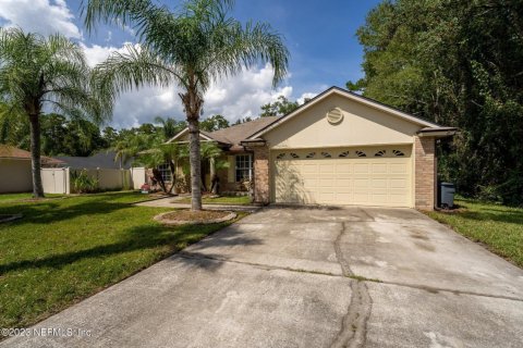 Villa ou maison à vendre à Fleming Island, Floride: 3 chambres, 159.98 m2 № 773106 - photo 1