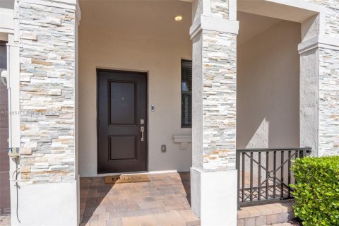 Adosado en alquiler en Homestead, Florida, 4 dormitorios, 169.08 m2 № 2012461 - foto 5