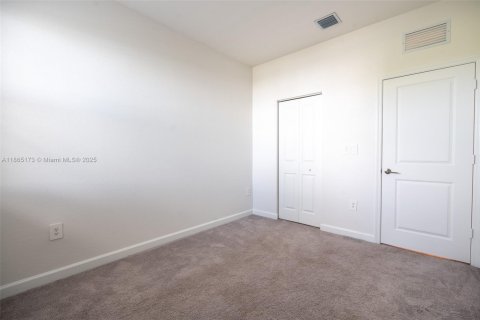 Adosado en alquiler en Homestead, Florida, 4 dormitorios, 169.08 m2 № 2012461 - foto 19