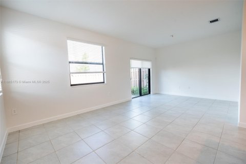 Adosado en alquiler en Homestead, Florida, 4 dormitorios, 169.08 m2 № 2012461 - foto 15