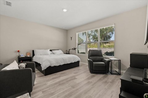 Villa ou maison à vendre à Kissimmee, Floride: 4 chambres, 227.61 m2 № 1852700 - photo 12