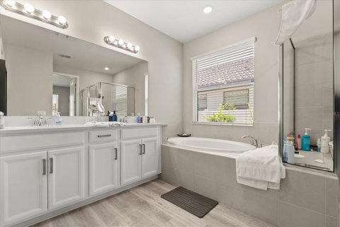 Villa ou maison à vendre à Kissimmee, Floride: 4 chambres, 227.61 m2 № 1852700 - photo 14