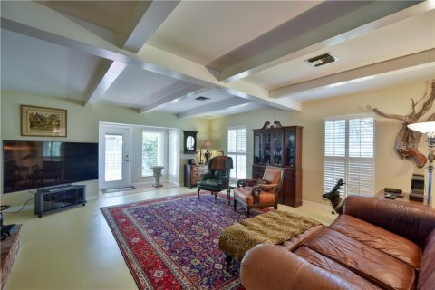 Commercial property in Ocala, Florida 371.79 sq.m. № 213795 - photo 2
