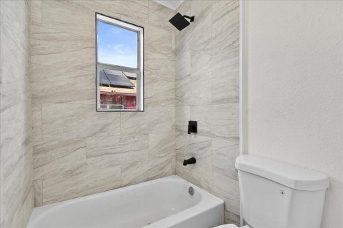 Casa en venta en West Palm Beach, Florida, 3 dormitorios, 99.87 m2 № 2191373 - foto 18