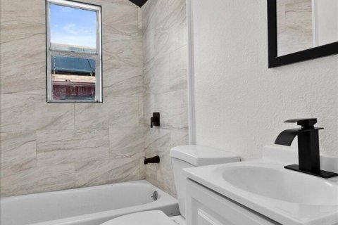 Casa en venta en West Palm Beach, Florida, 3 dormitorios, 99.87 m2 № 2191373 - foto 19