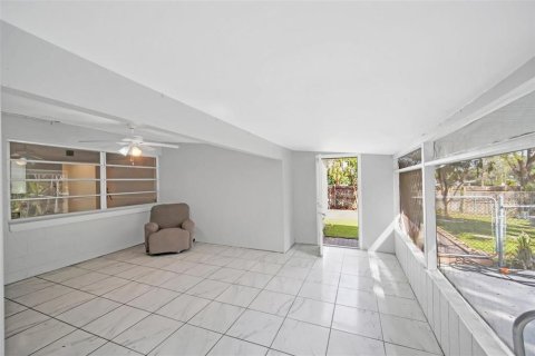 House in Orlando, Florida 3 bedrooms, 162.49 sq.m. № 1514016 - photo 23