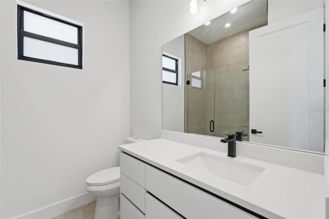 Villa ou maison à vendre à Cape Coral, Floride: 3 chambres, 157.1 m2 № 2398825 - photo 29